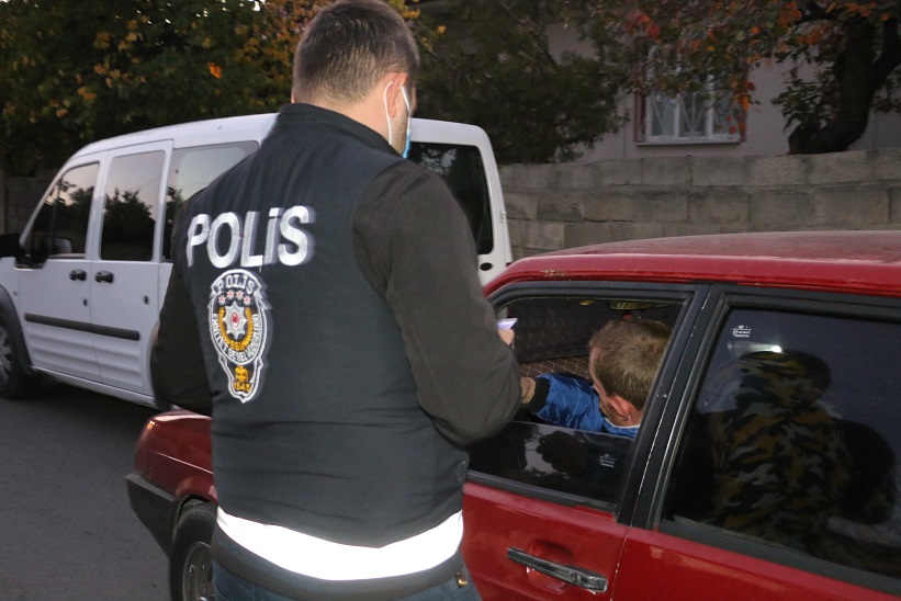 Erzincan Valiliğince yapılan paylaşımda; Ramazan Bayramı süresince polis ve jandarma