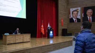 Erzincan Binali Yıldırım Üniversitesinde “İŞKUR Gençlik Programı” kapsamında çalışan öğrencilere