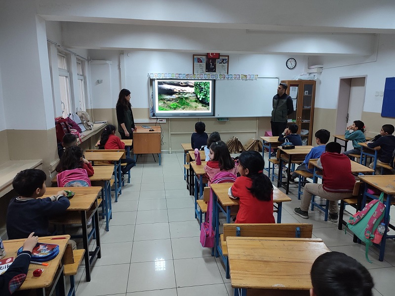 Erzincan’da orman sahasının geliştirilmesi ve genişletilmesi amacıyla çalışmalarını aralıksız sürdüren