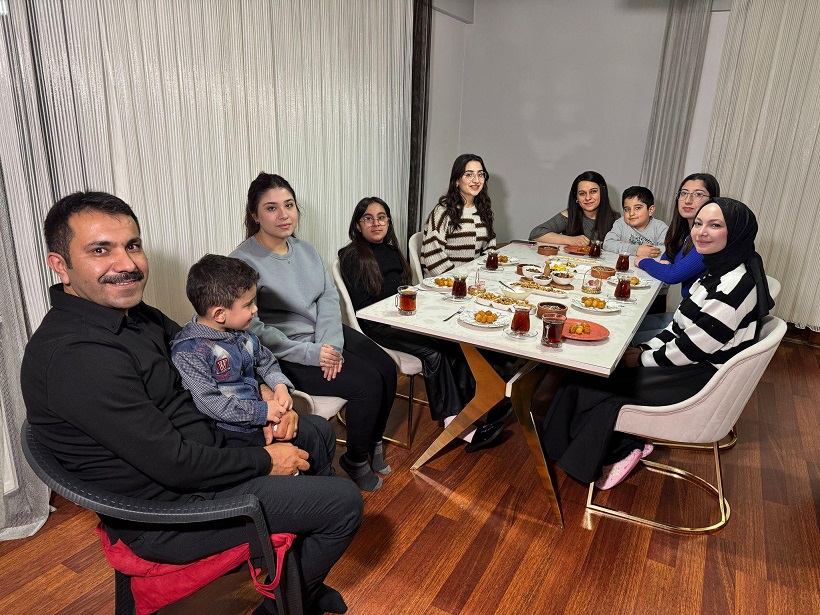Erzincan’da üniversite öğrencileri, Ramazan ayını sıcak bir aile ortamında geçirme