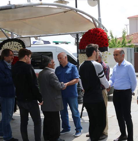 Önceki dönem Erzincan Gazeteciler Cemiyeti Başkanı ve uzun yıllar DHA