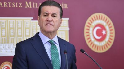 CHP Erzincan Milletvekili Mustafa Sarıgül, TBMM’DE bir basın toplantısı düzenleyerek