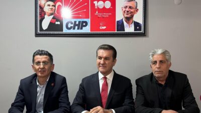 CHP Erzincan Milletvekili Mustafa Sarıgül, CHP Erzincan İl Başkanlığında bir