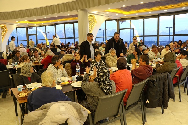 Erzincan Aile ve Sosyal Hizmetler İl Müdürlüğüne bağlı olarak hizmet