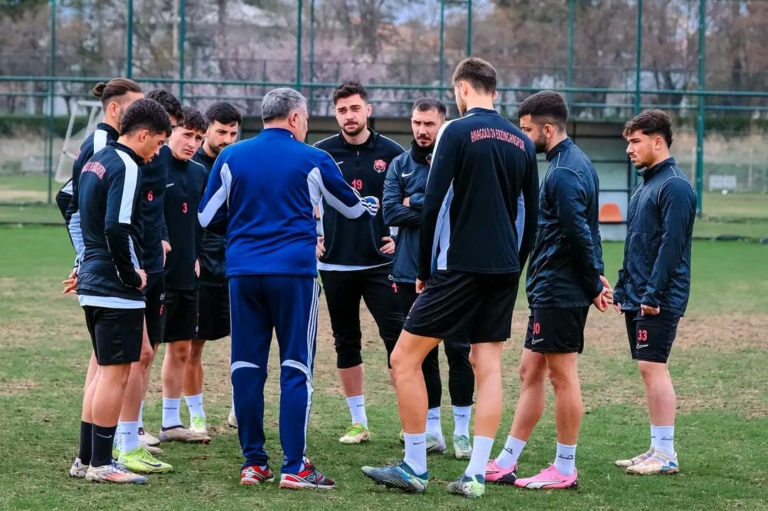 TFF 2. Lig Beyaz Grup’ta mücadele eden 24Erzincanspor, ligin 30.