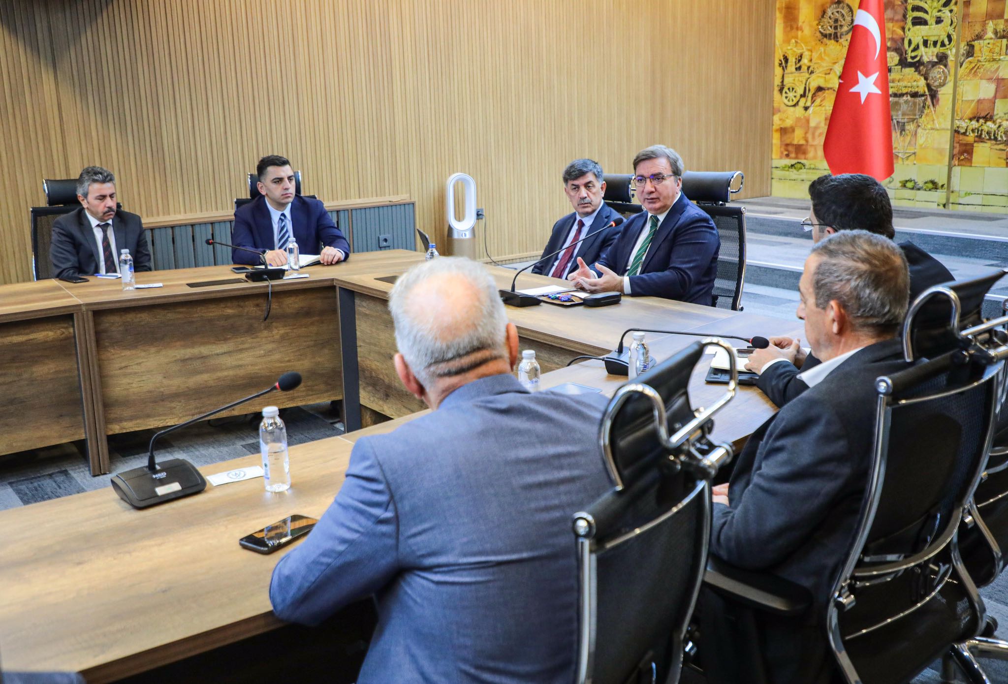 Erzincan Valisi Hamza Aydoğdu başkanlığında, "Fahiş Fiyat" ve "Çevre Temizliği"