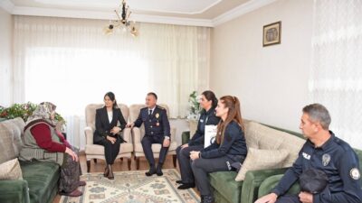 Erzincan İl Emniyet Müdürü Zafer Baybaba, eşi Yeliz Baybaba ile