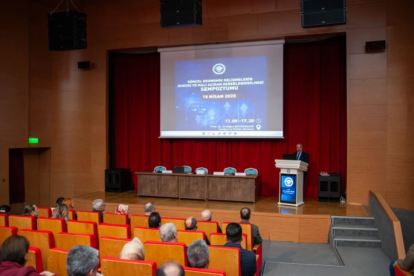 Erzincan Binali Yıldırım Üniversitesi Hukuk Fakültesi tarafından “Güncel Ekonomik Gelişmelerin