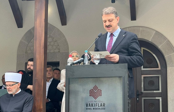 Kültür Turizm Bakanlığı Vakıflar Genel Müdürlüğü tarafından Yugoslavya döneminde tamamen
