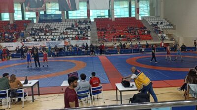 Türkiye Güreş federasyonunun düzenlediği U15 Yaş grubu 34 il ve