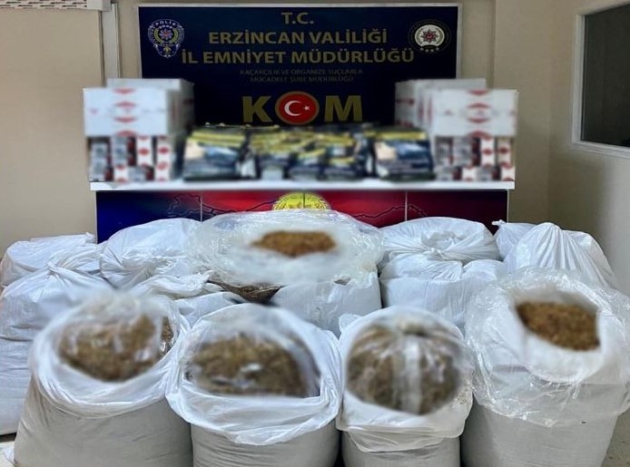 Kaçakçılara yönelik çalışmalarını aralıksız sürdüren Erzincan Polisi yaptığı uygulamada bir