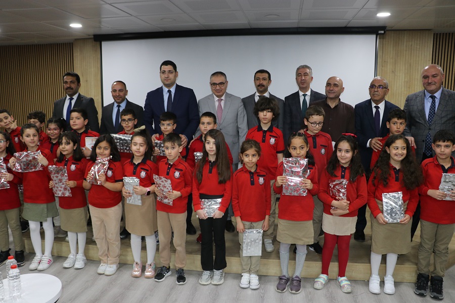 08-11 Nisan 2024 tarihleri arasında kutlanacak olan 61. Kütüphane Haftası