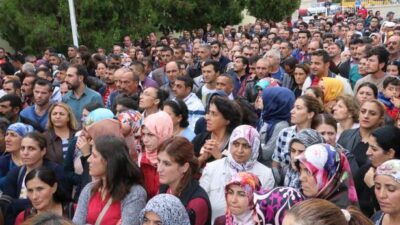Sanayi, inşaat ve ticaret-hizmet sektörlerinde ücretli çalışan sayısı, şubatta geçen