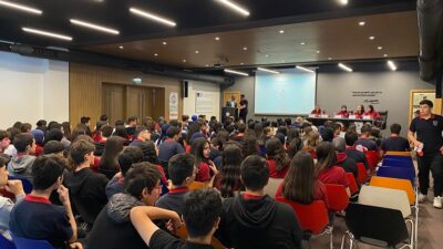 Erzincan İl Millî Eğitim Müdürlüğü himayelerinde ve Anadolu Mektebi Yazar