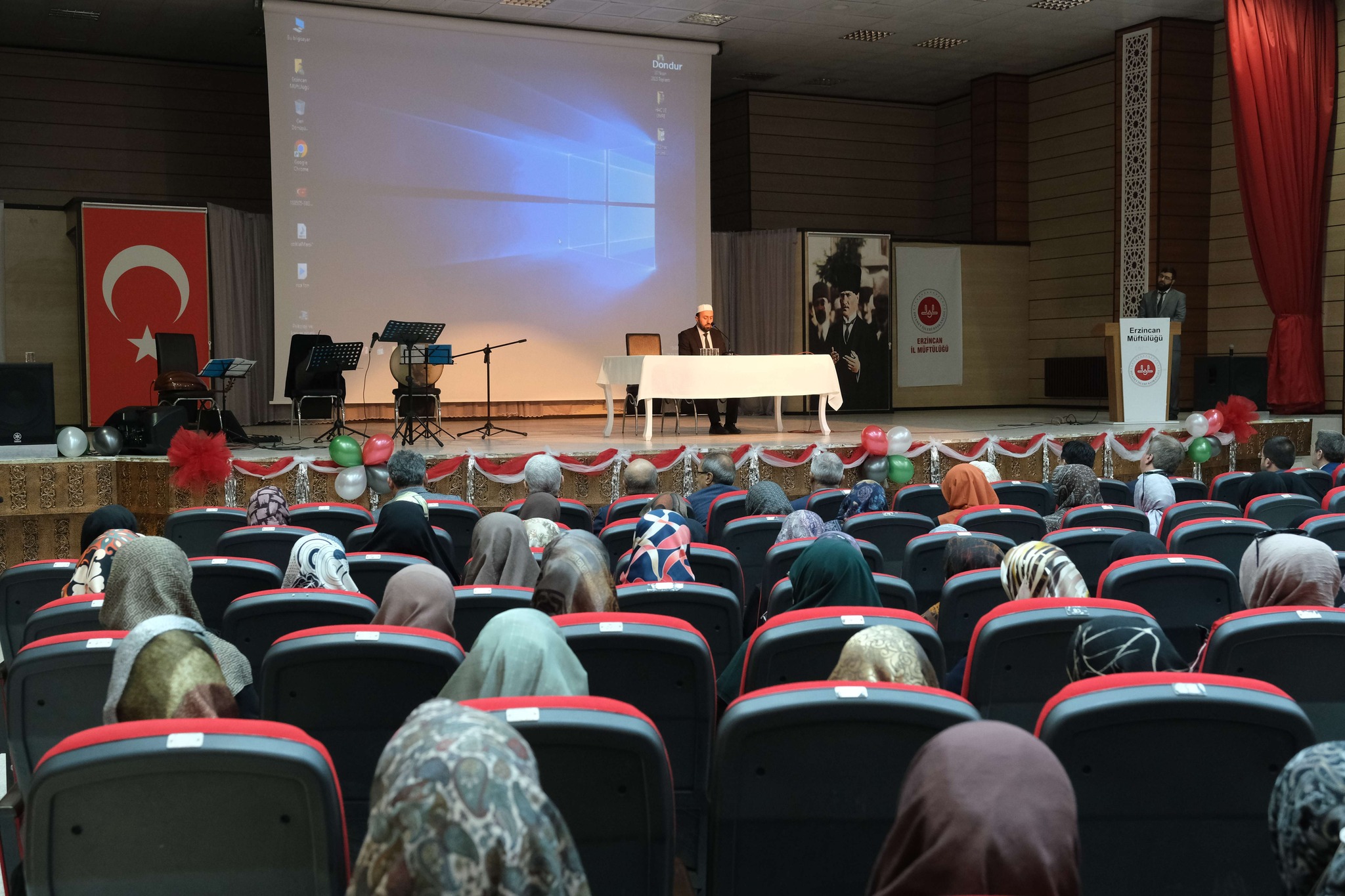 Erzincan İl Müftülüğü tarafından hacı adaylarına yönelik “Kutsal İklime Yolculuk