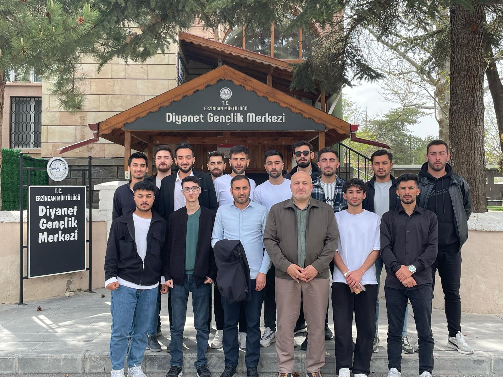 Erzincan İl Müftülüğü Gençlik Hizmetleri İl Koordinatörlüğü İl-İlçe Gençlik Buluşmalarına