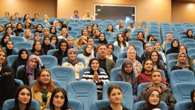 Erzincan Valisi Hamza Aydoğdu, birim amirleriyle birlikte, KYK Erzincan Kız