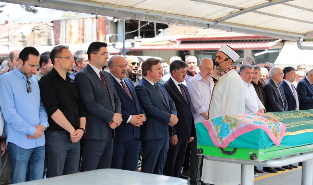 Et ve Süt Kurumu Erzincan Tavuk Kombinası Müdürü Hakan Aktürk’ün