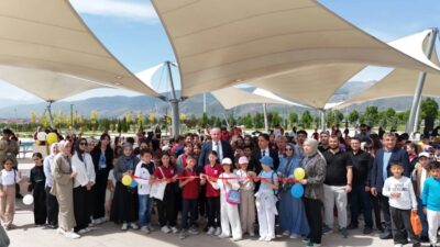 Eğitim Fakültesi İlköğretim Matematik Öğretmenliği öğrencileri tarafından düzenlenen matematik şenliği,