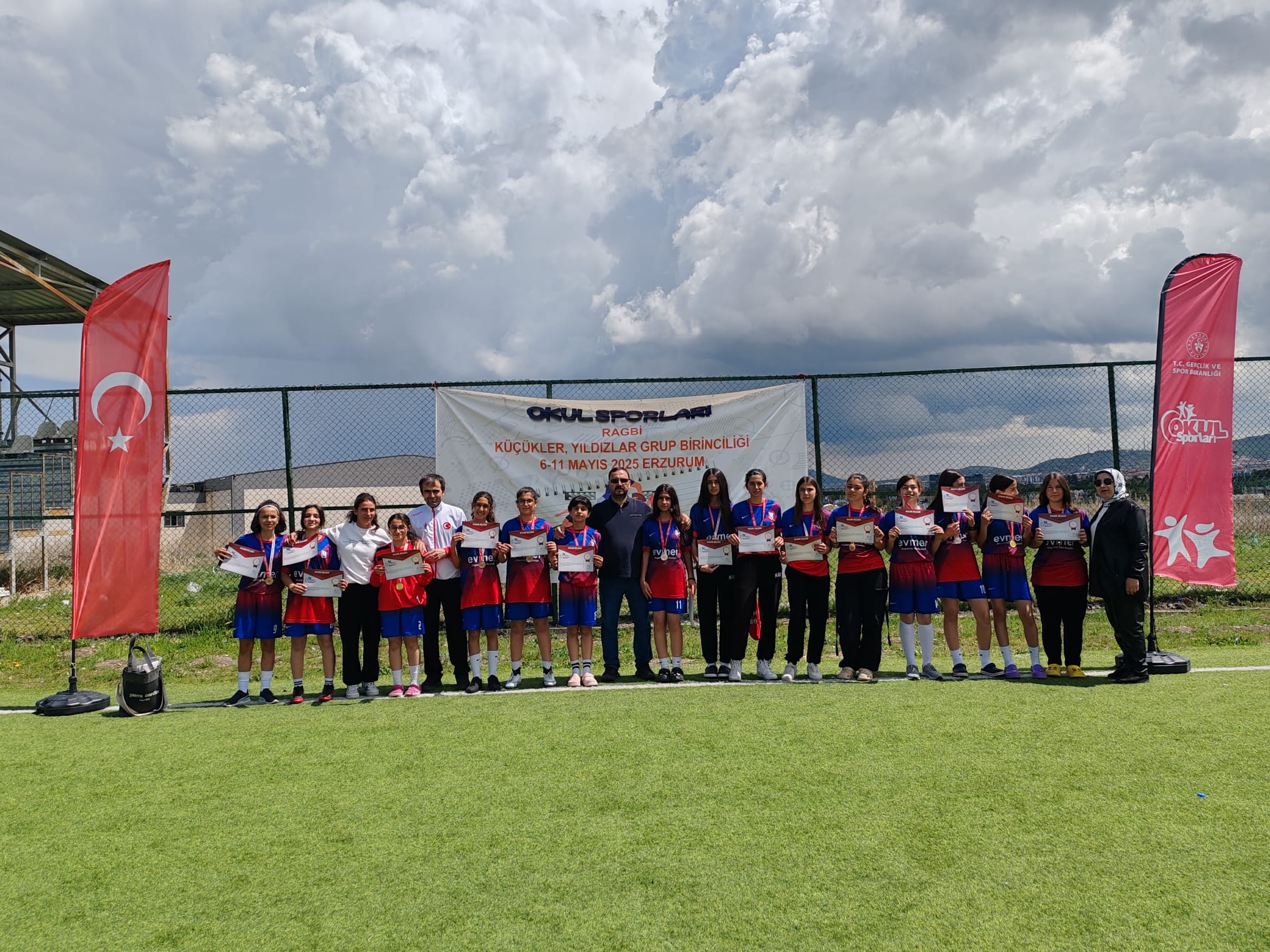 Okul sporlarında farklı branşlarda başarılarına bir yenisini daha ekleyen Müşir