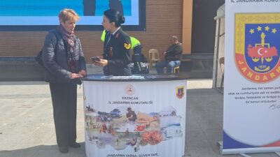 Karayolu Trafik Haftası kapsamında Erzincan’da İl Jandarma Komutanlığı Trafik jandarma