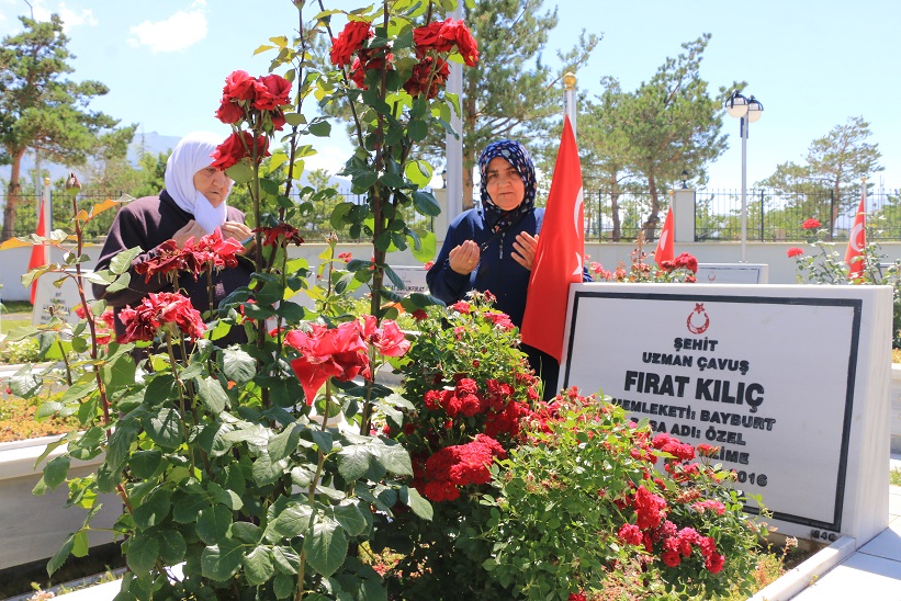 Van’ın Gürpınar İlçesi’nde terör örgütlerine karşı devam eden operasyonlar sırasında
