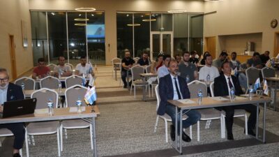 Erzincan’da özel bir salonda Fizik Tedavi Uzmanları, Beyin Cerrahi uzmanları