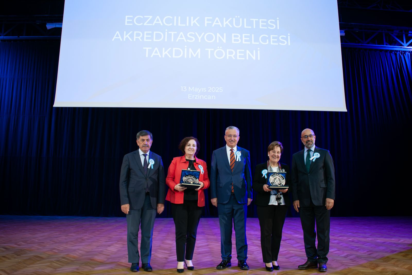 Erzincan Binali Yıldırım Üniversitesi Prof. Dr. Erdoğan Büyükkasap Kongre ve