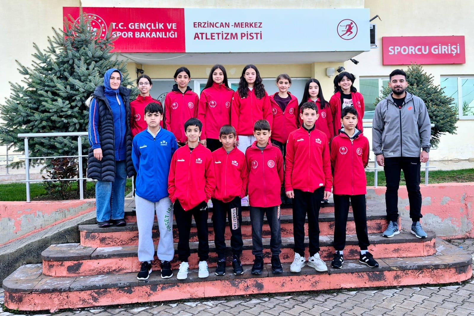 Erzincan'ı temsilen 14 kişilik Analig Kros Atletizm takımı, 3-4 Mayıs'ta