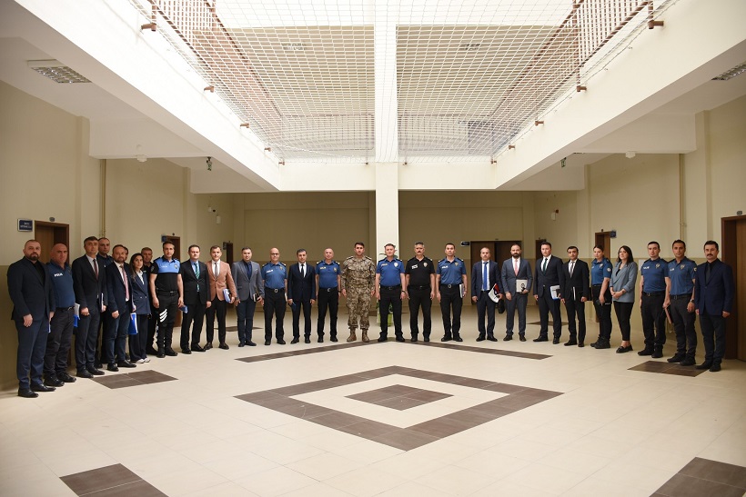 Kuzey Irak’a gidecek olan Erzincan İl Emniyet Müdürlüğü'ne bağlı Özel