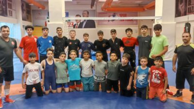 Erzincanlı güreşçiler, 17–19 Haziran 2025 tarihleri arasında Sivas'ta düzenlenecek Grekoromen