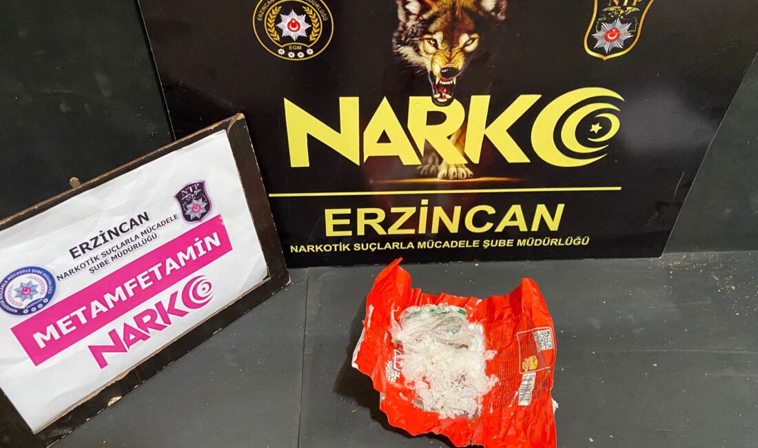 Uyuşturucu ile mücadelesini aralıksız sürdüren Erzincan Polisi gerçekleştirdiği çalışma kapsamında,