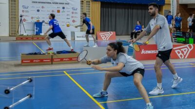 A Milli Badminton takımda yer alan Erzincan alt yapısında yetişen