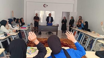 Tam Zamanlı Yaz Kur’an Kursunda; Kur’an-ı Kerim’i mahreç ve tecvid