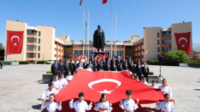 Ulu Önder Mustafa Kemal Atatürk’ün Erzincan’a gelişinin 106. yıl dönümü