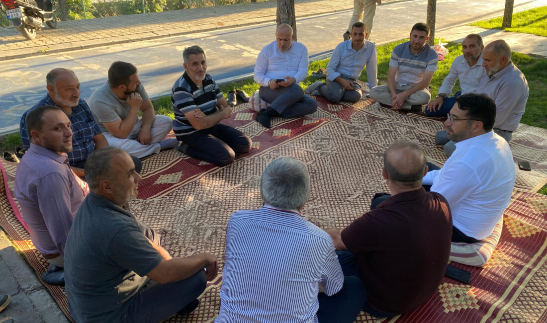 Erzincan İl Müftülüğü personeline yönelik gruplar halinde oluşturulan Kitap Oku-Yorum