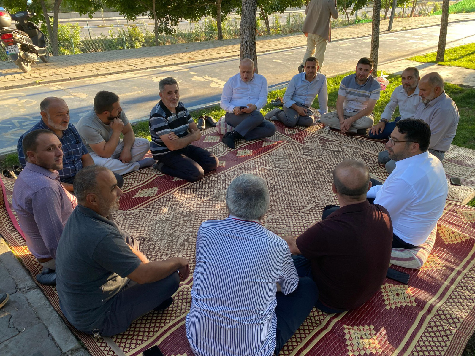 Erzincan İl Müftülüğü personeline yönelik gruplar halinde oluşturulan Kitap Oku-Yorum