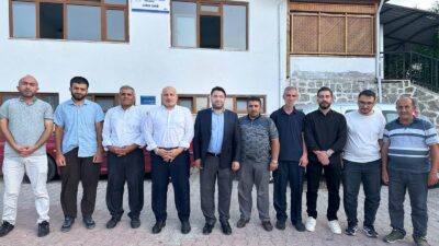 Milletin manevi hayatına rehberlik eden, hem sevincinde hem de hüznünde