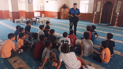 Erzincan Polisi farklı camilerde eğitim alan öğrencilere yönelik “Biz Büyük