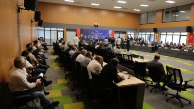 Erzincan Valisi Hamza Aydoğdu Erzincan Merkez Mahalle Muhtarları ile bir