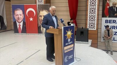 AK Parti Erzincan Genişletilmiş İl Danışma Meclisi toplantısına katılan Türk