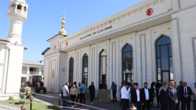 2019 yılında yapımına başlanan ve Terzibaba Mezarlığı’nın karşısında bulunan, hayırseverlerin