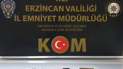 Erzincan’da Motorlu Taşıtlar Sürücü Adayı E-Sınavında kopya düzeneği ile girmeye