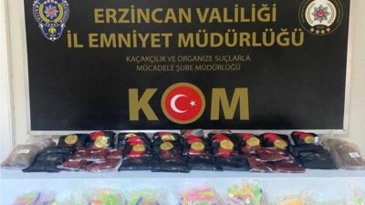 Erzincan polisi tarafından yapılan kaçak sigara, tütün ve makaron operasyonunda,