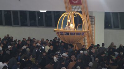Türkiye genelinde camilerde Diyanet İşleri Başkanlığınca hazırlanan "Allah’ın Dinini Yüceltme