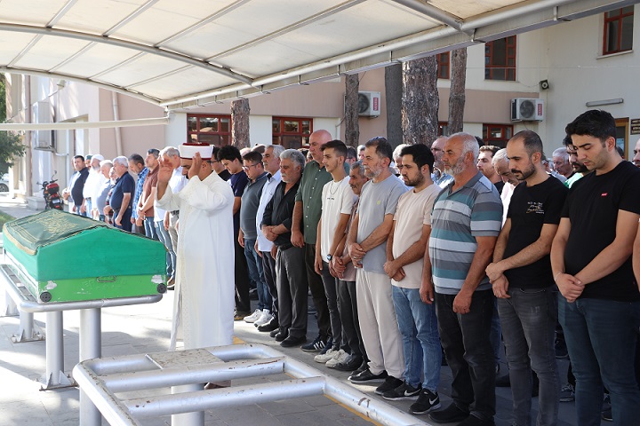 Erzincan Kemah İlçesi Çiğdemli Köyü eşrafından ERSİAD Yönetim Kurulu üyesi