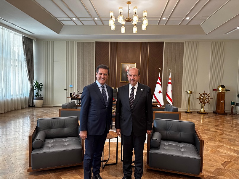 CHP Erzincan Milletvekili Mustafa Sarıgül, KKTC Cumhurbaşkanı Ersin Tatar tarafından