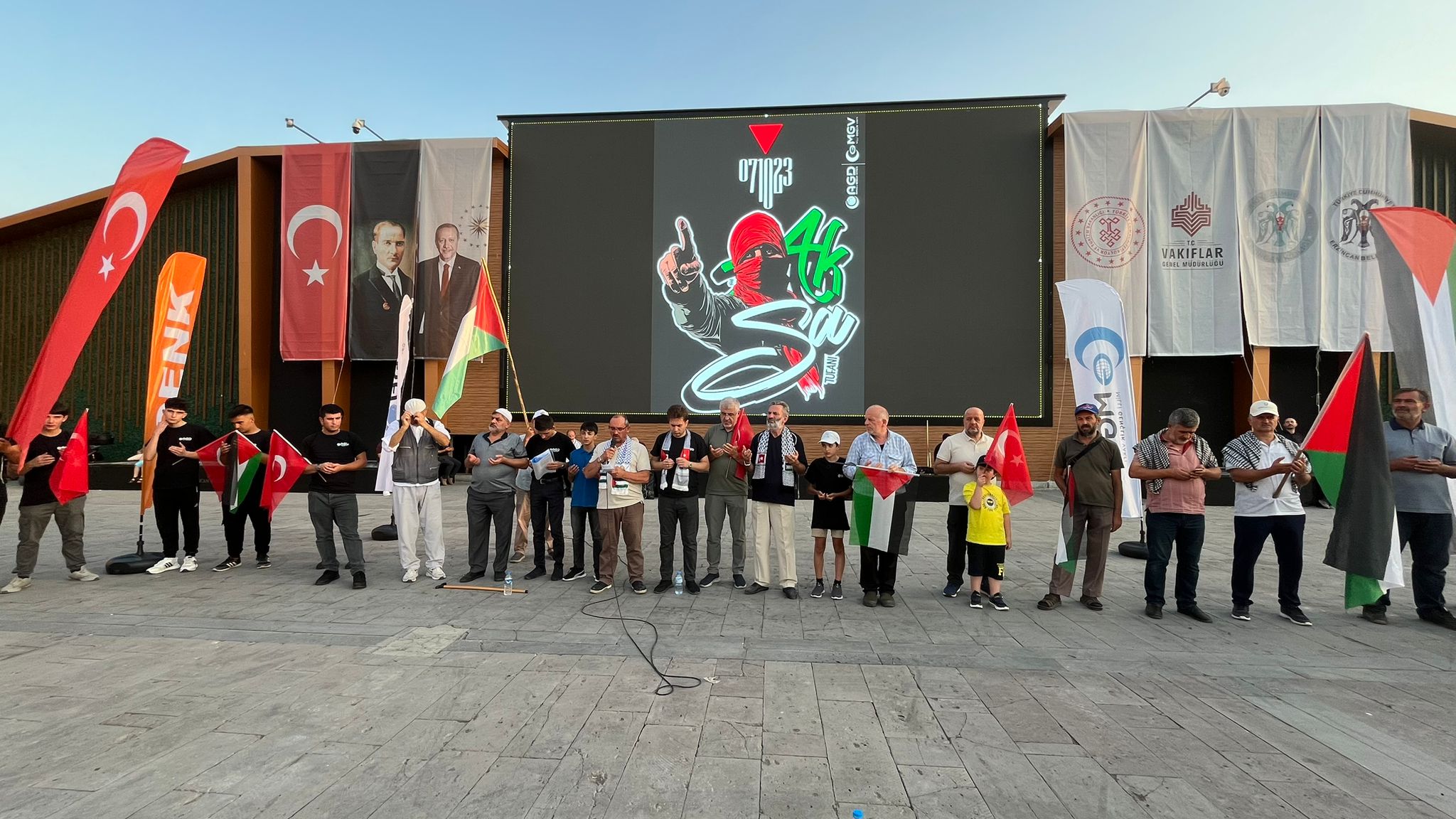 İsrail’in katlettiği Yemen Başbakanı ve şehit bakanlar için açıklama yapan