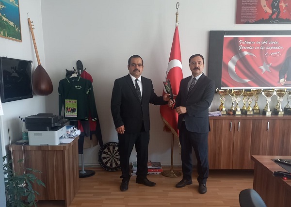 Erzincan İnönü Mahallesi Muhtarı Osman Toprak, yeni eğitim öğretim döneminde