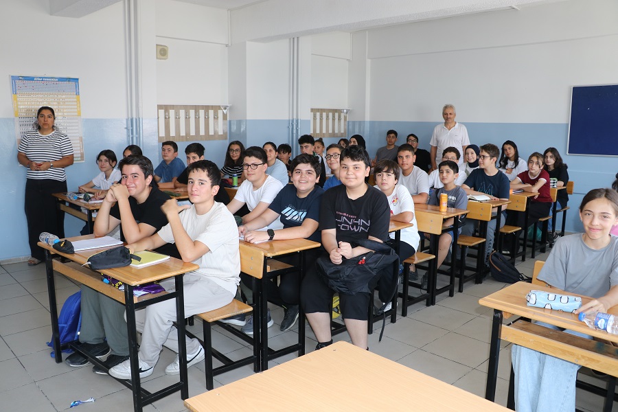 2025-2026 eğitim öğretim yılı yarın başlıyor. Üç aylık yaz tatilinin